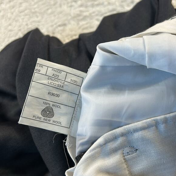 Naldini Italian hand tailored suit super 150 wool 30x28 Short - Picture 15 of 15